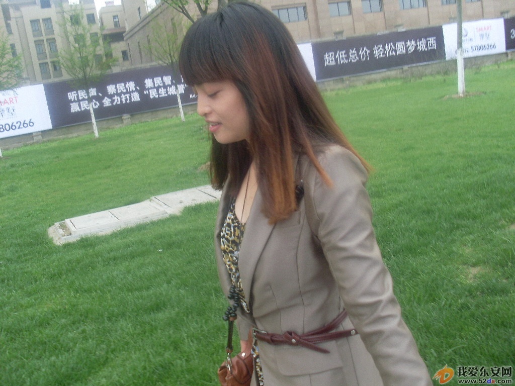 SL375833.JPG
